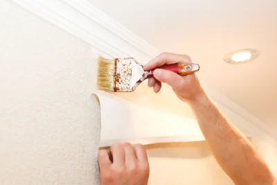 Pose de papier peint à Équancourt — revêtements muraux et toiles de verre